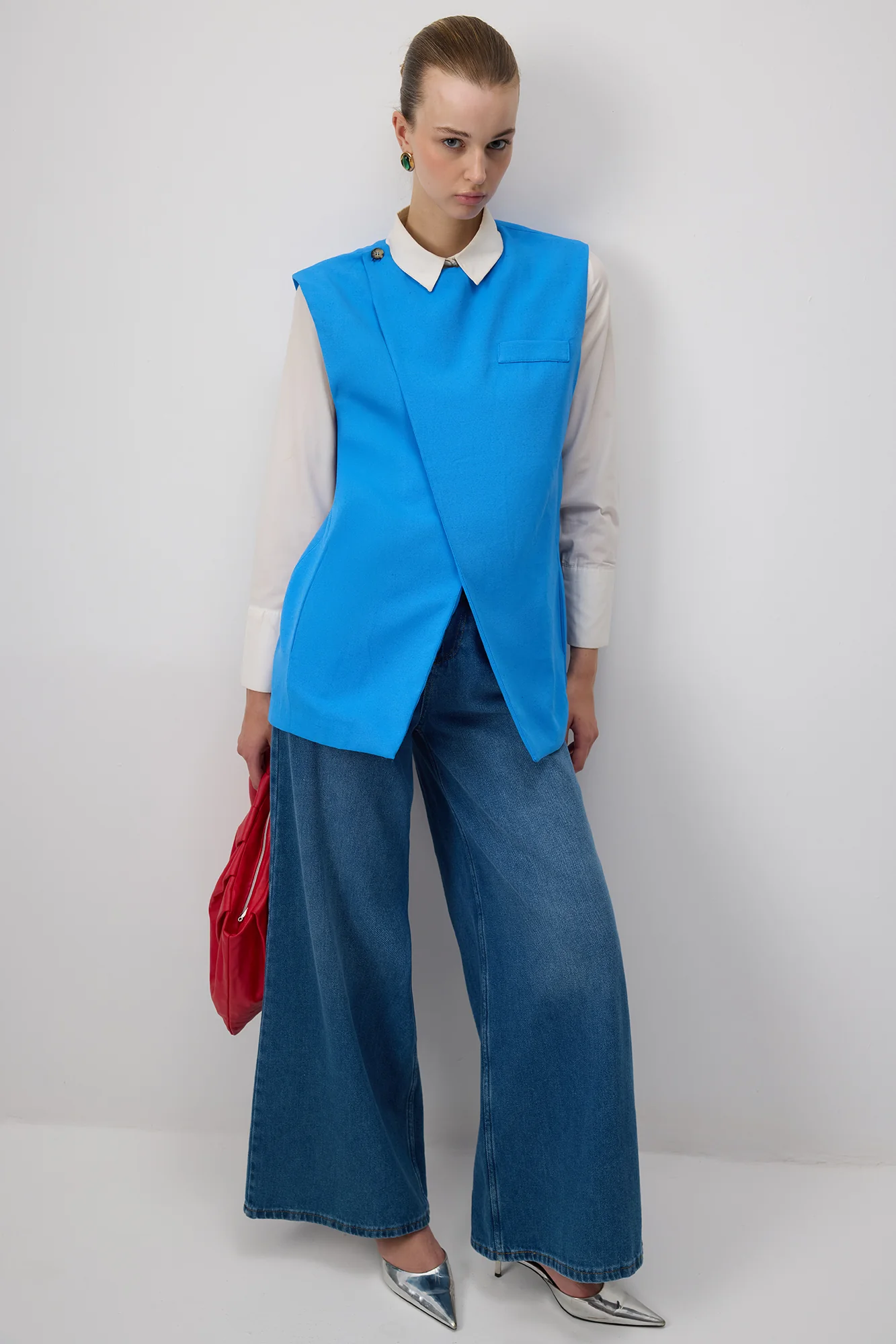 LINEN TEXTURED DOUBLE BREASTED VEST - Image 3