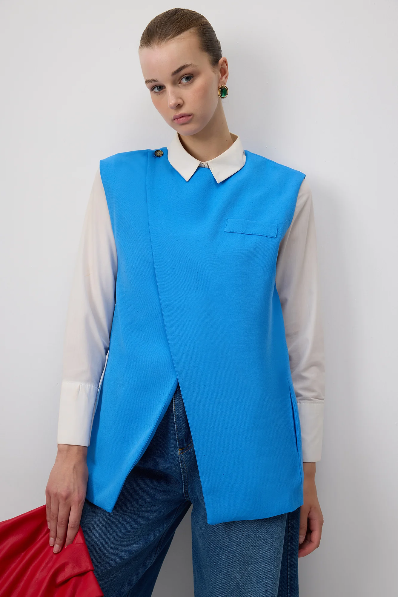LINEN TEXTURED DOUBLE BREASTED VEST - Image 4