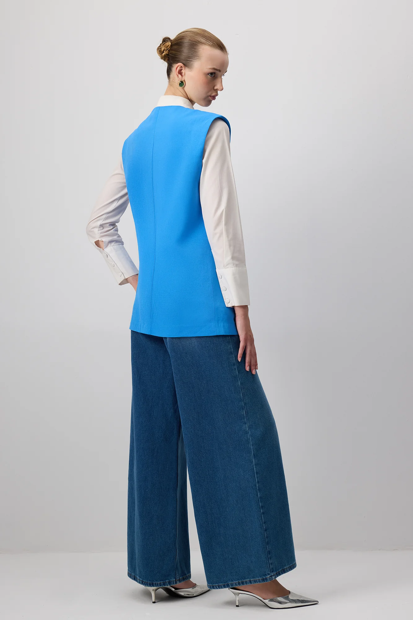 LINEN TEXTURED DOUBLE BREASTED VEST - Image 7