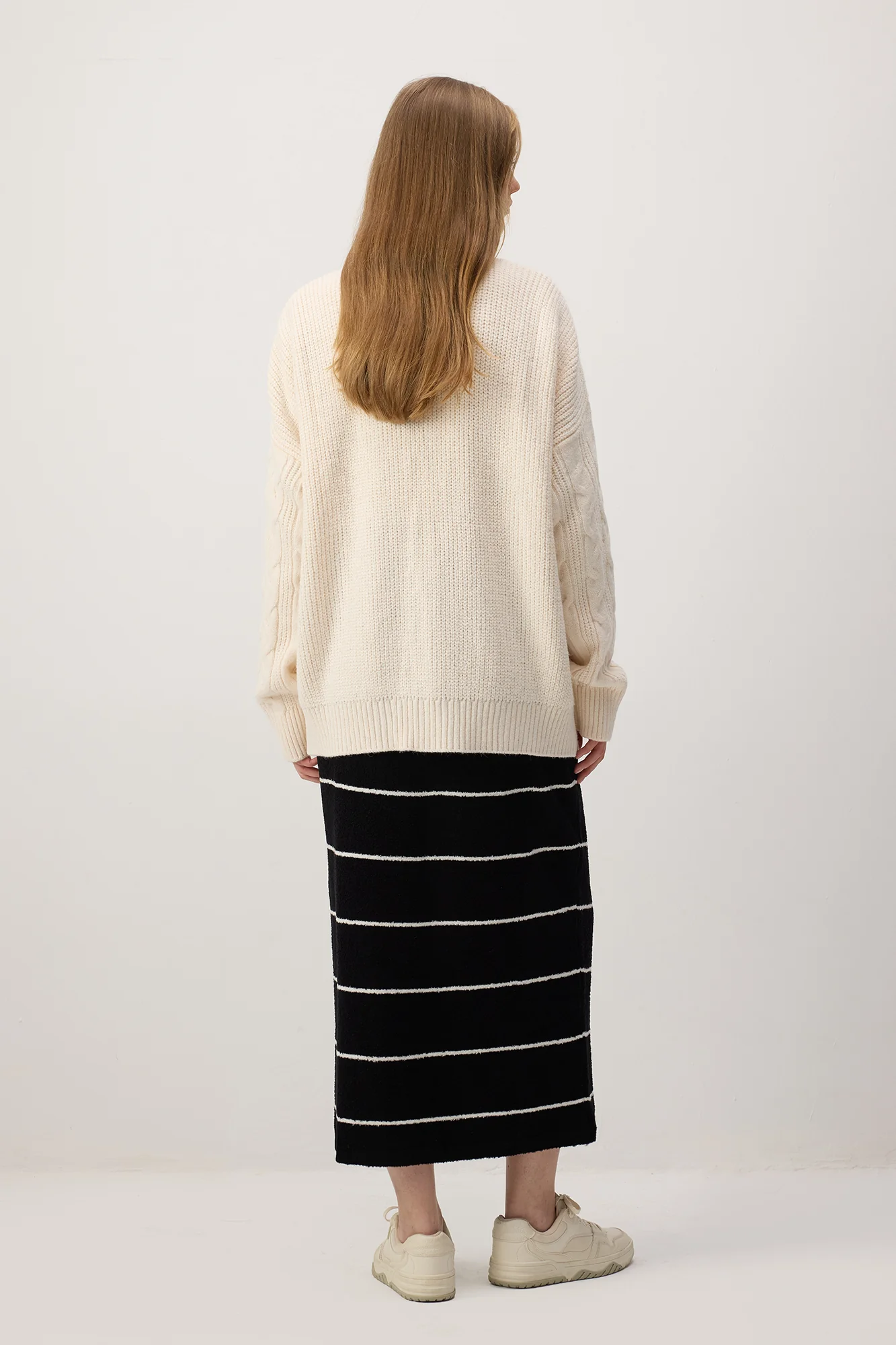 KNITTED SKIRT WITH ELASTICATED WAIST - Image 5