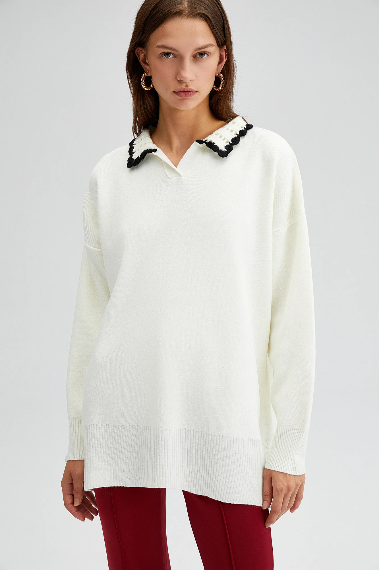 KNIT SWEATER WITH CROCHET DETAILED - Image 3