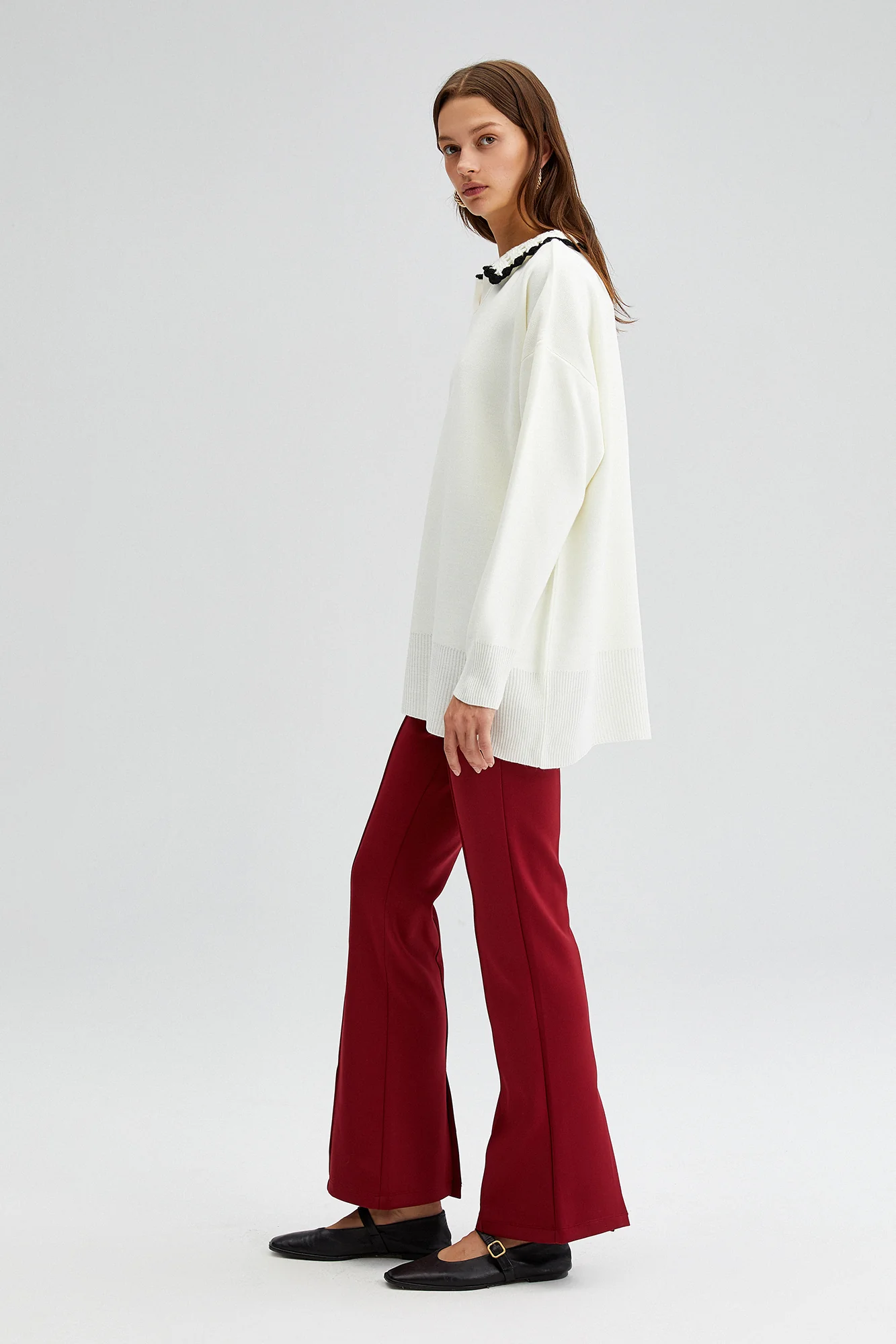 KNIT SWEATER WITH CROCHET DETAILED - Image 5