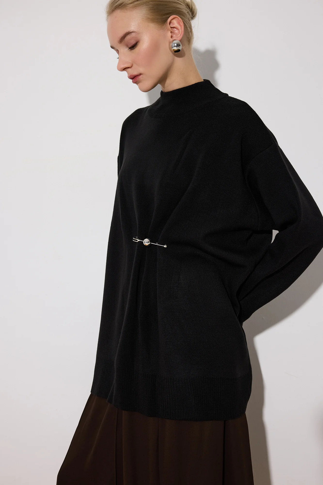 KNIT TUNIC WITH METAL ACCESSORIES - Image 3