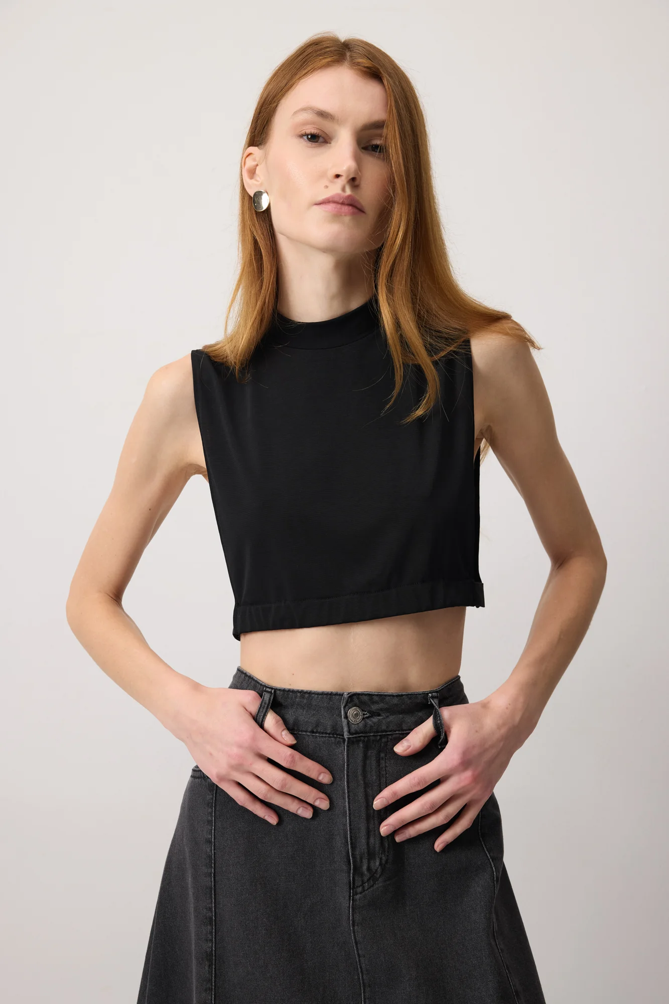KNITTED SHORT UNDERSHIRT - Image 2