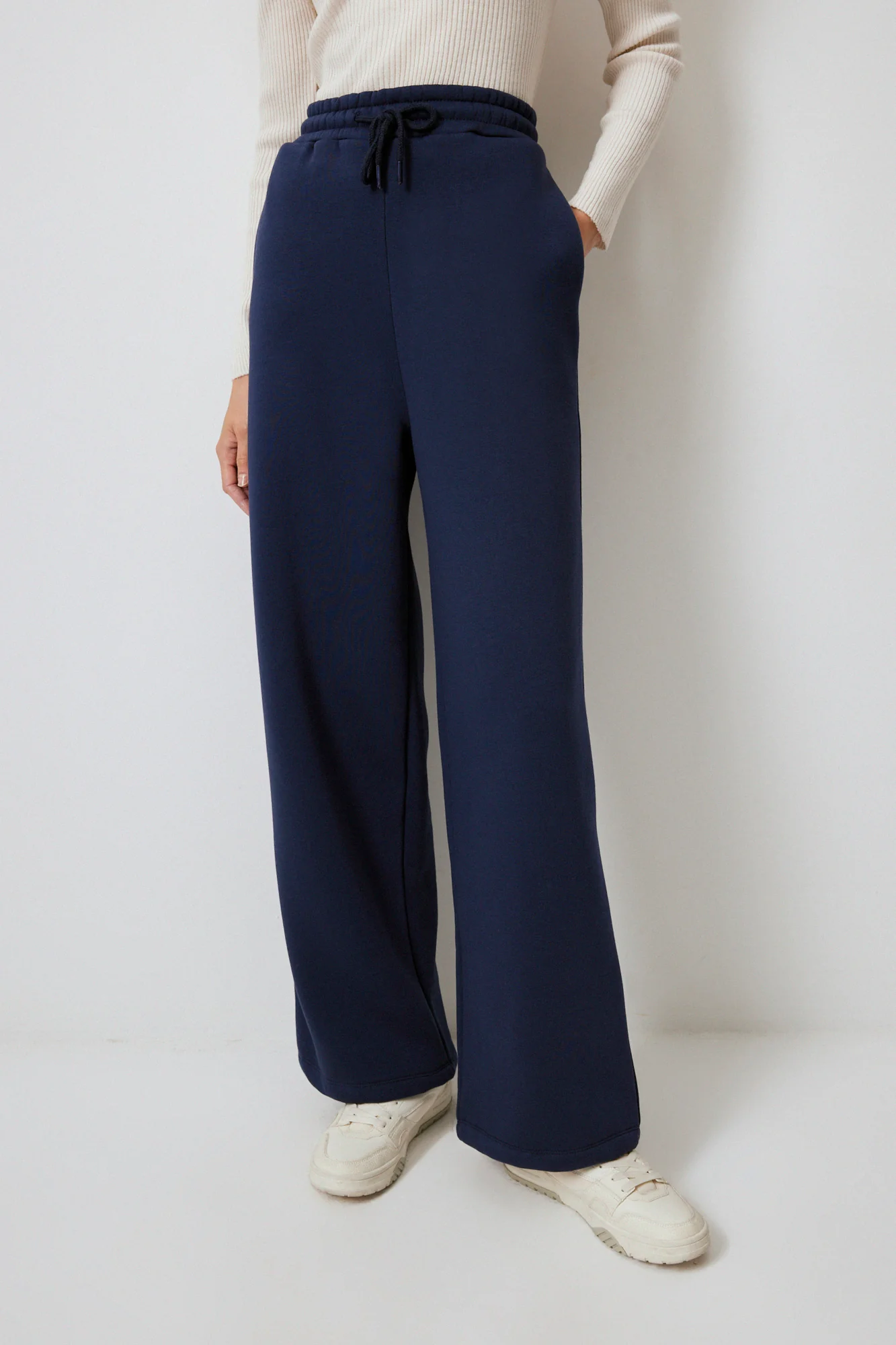 KNITTED TROUSERS WITH ELASTIC WAIST - Image 3