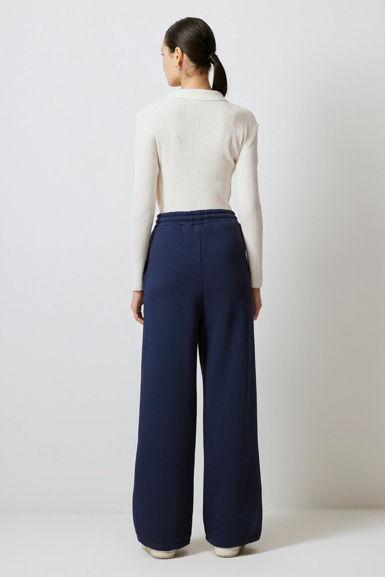 KNITTED TROUSERS WITH ELASTIC WAIST - Image 4