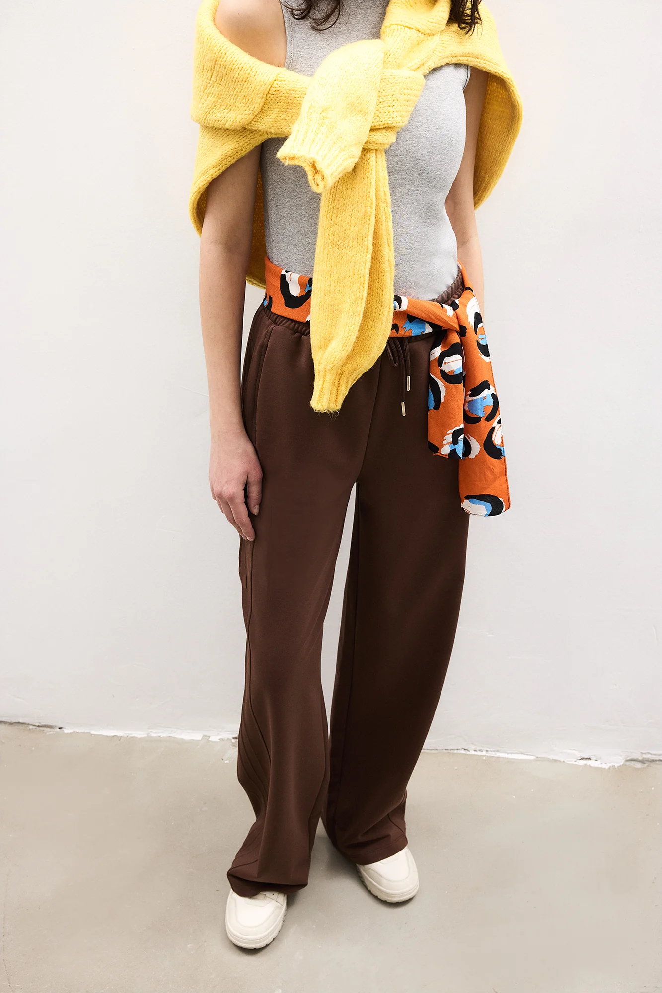 KNITTED TROUSERS WITH ELASTIC WAIST - Image 3