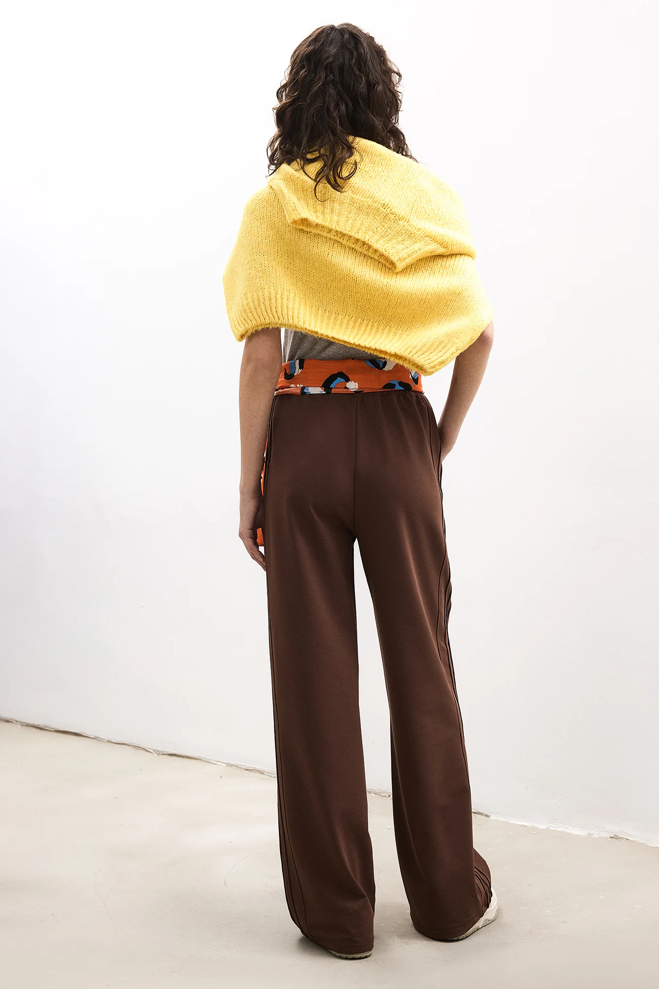 KNITTED TROUSERS WITH ELASTIC WAIST - Image 5