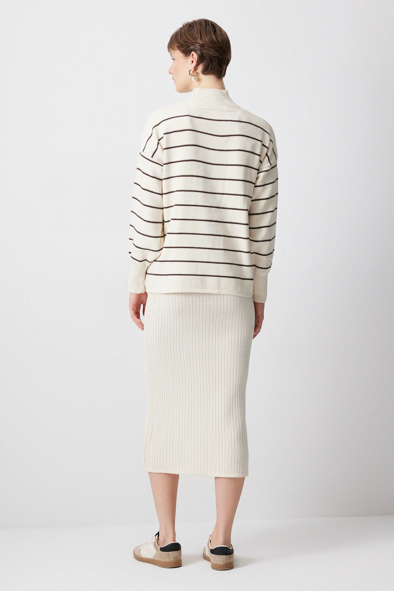 KNITWEAR SWEATER GIRET SUIT - Image 4
