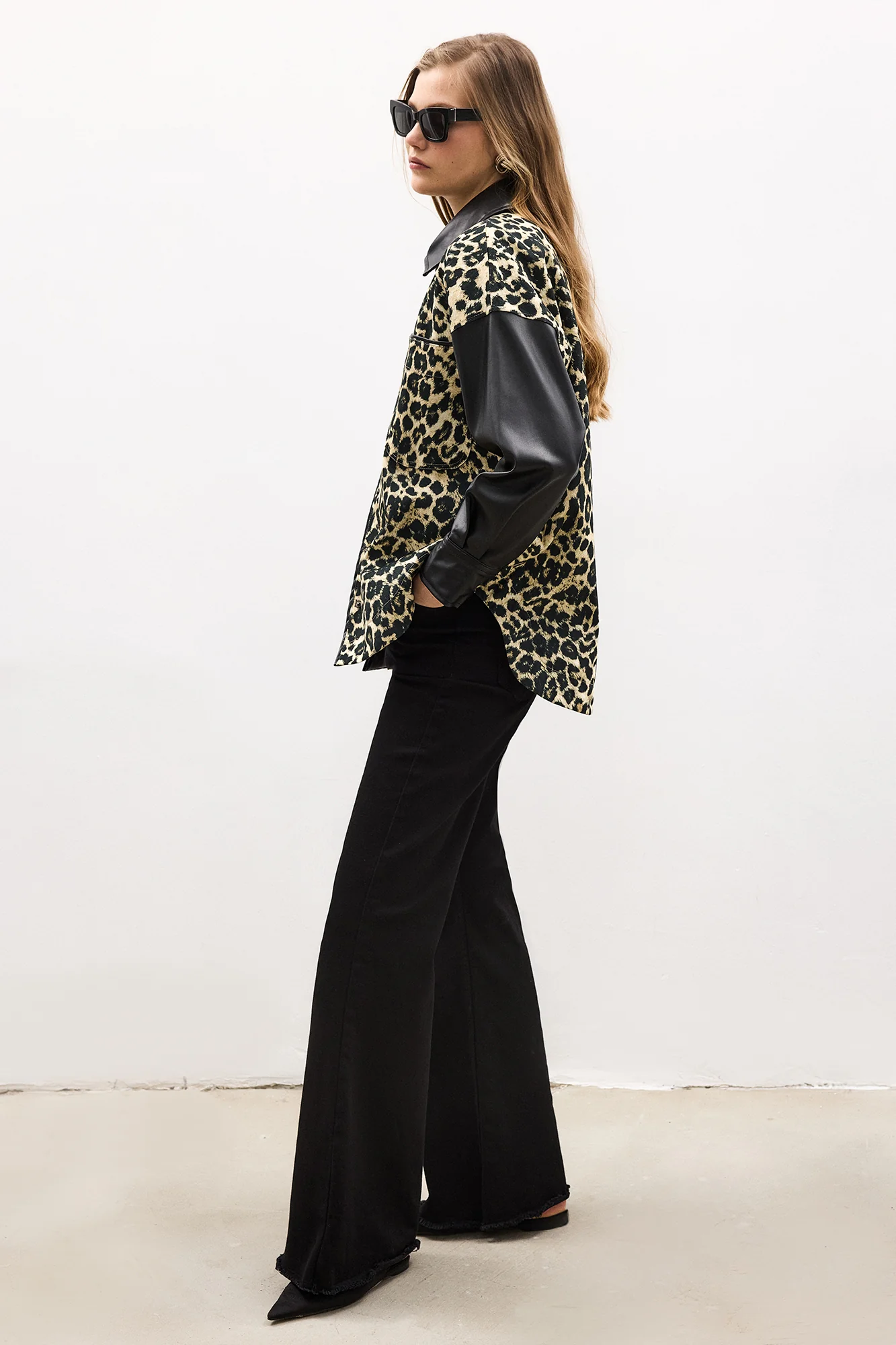 LEOPARD PATTERNED JACKET - Image 4