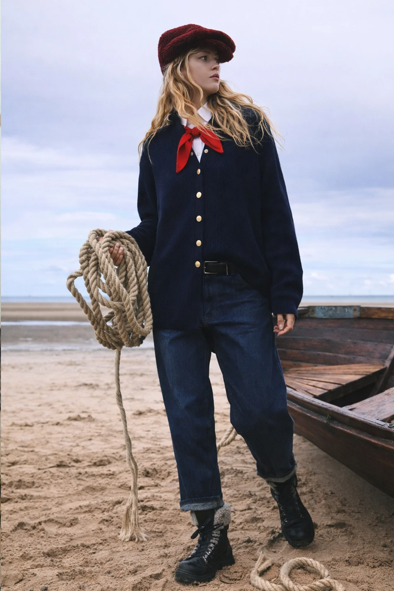 LONG CARDIGAN WITH GOLD BUTTONS - Image 3