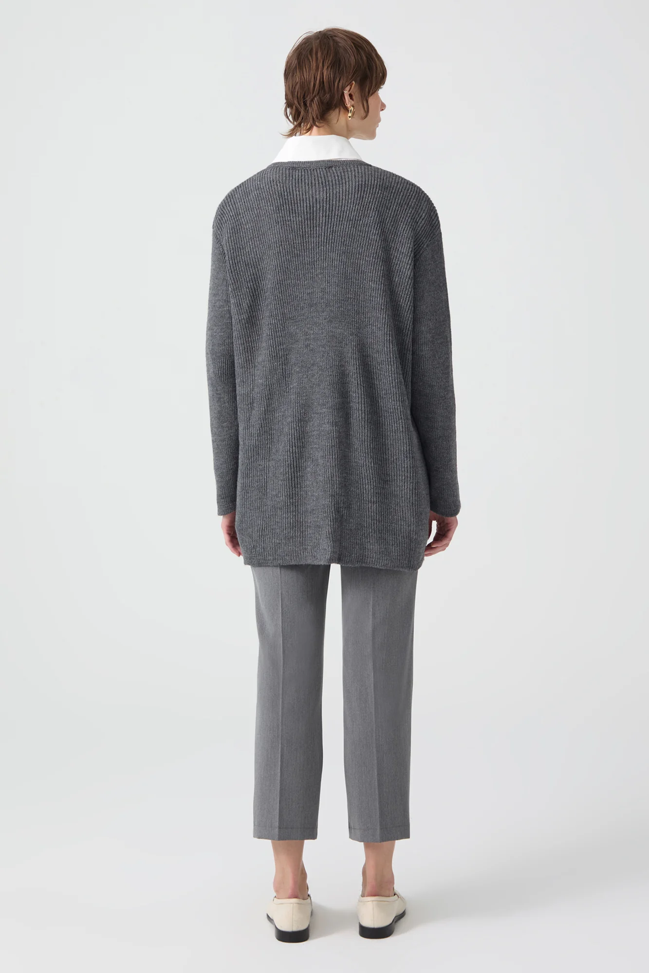 LONG CARDIGAN WITH GOLD BUTTONS - Image 4