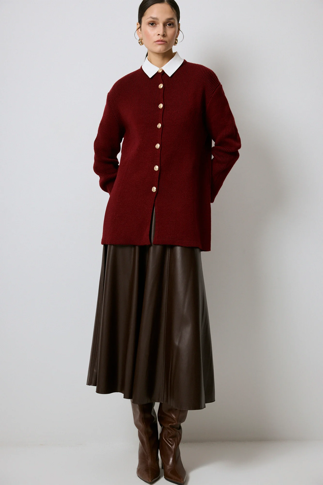 LONG CARDIGAN WITH GOLD BUTTONS - Image 3