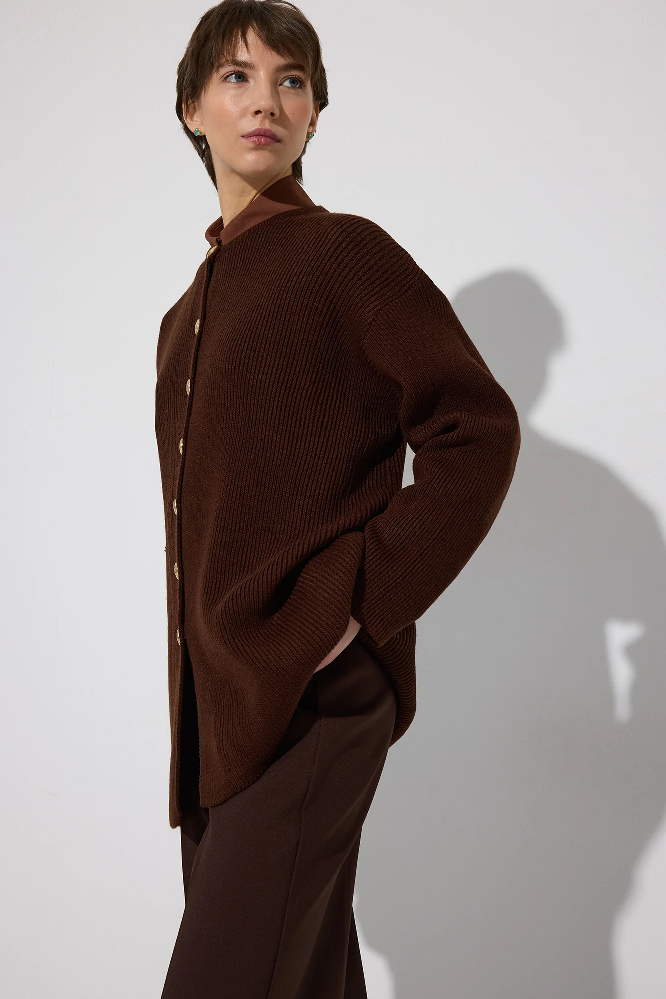 LONG CARDIGAN WITH GOLD BUTTONS - Image 5