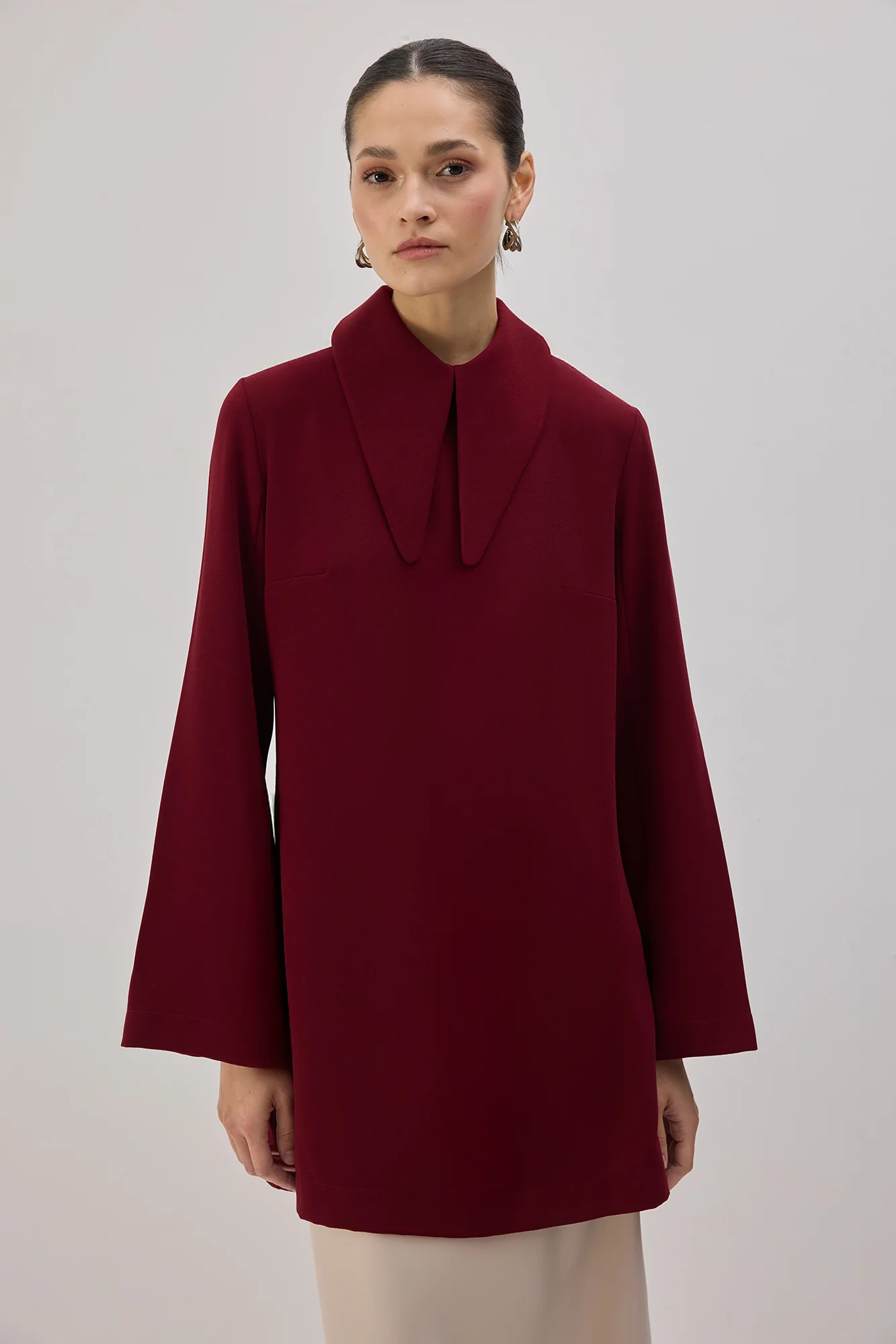 LONG COLLAR CREPE TUNIC - Image 4