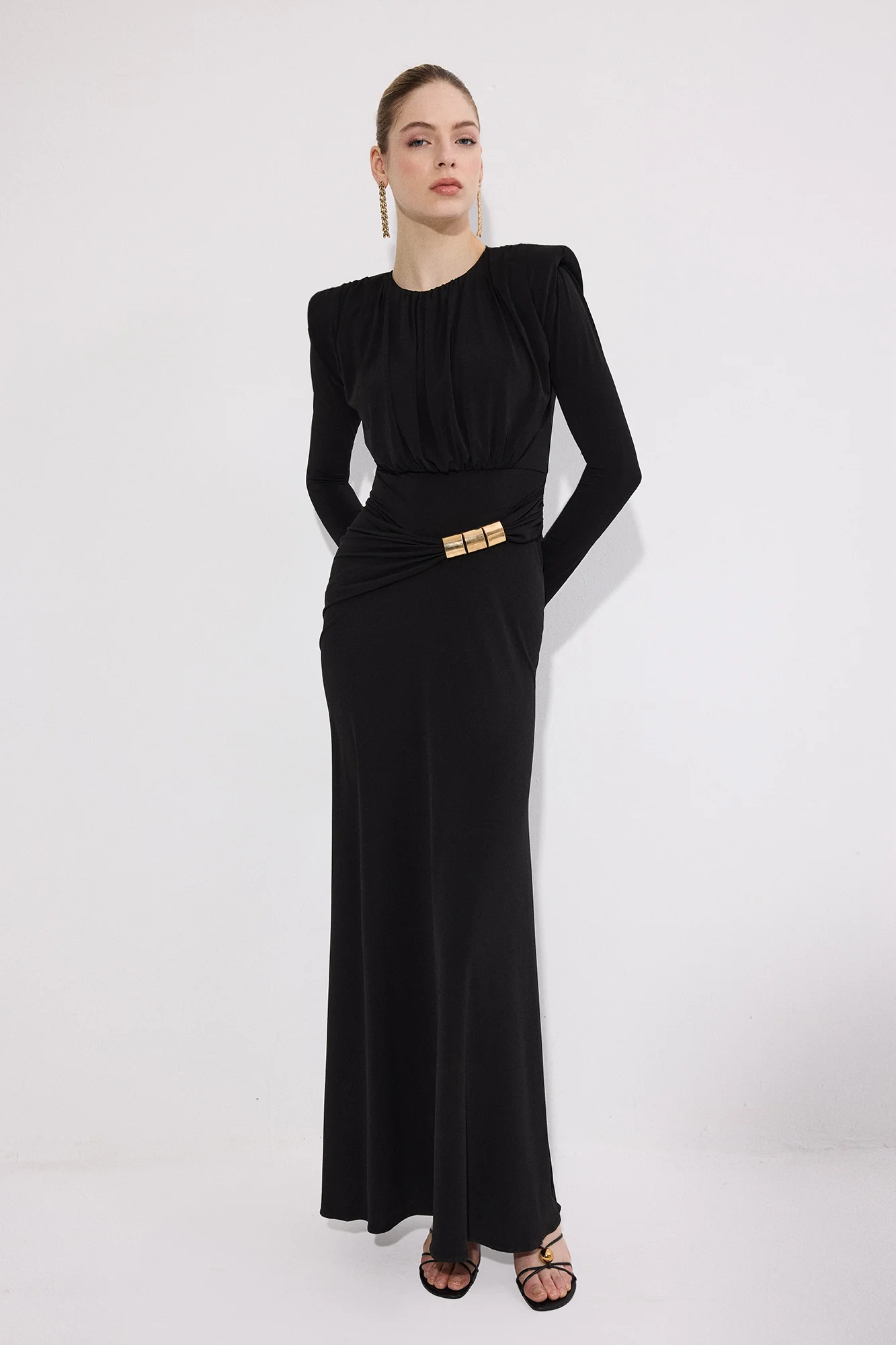 MAXI DRESS WITH GOLD ACCESSORIES - Image 3