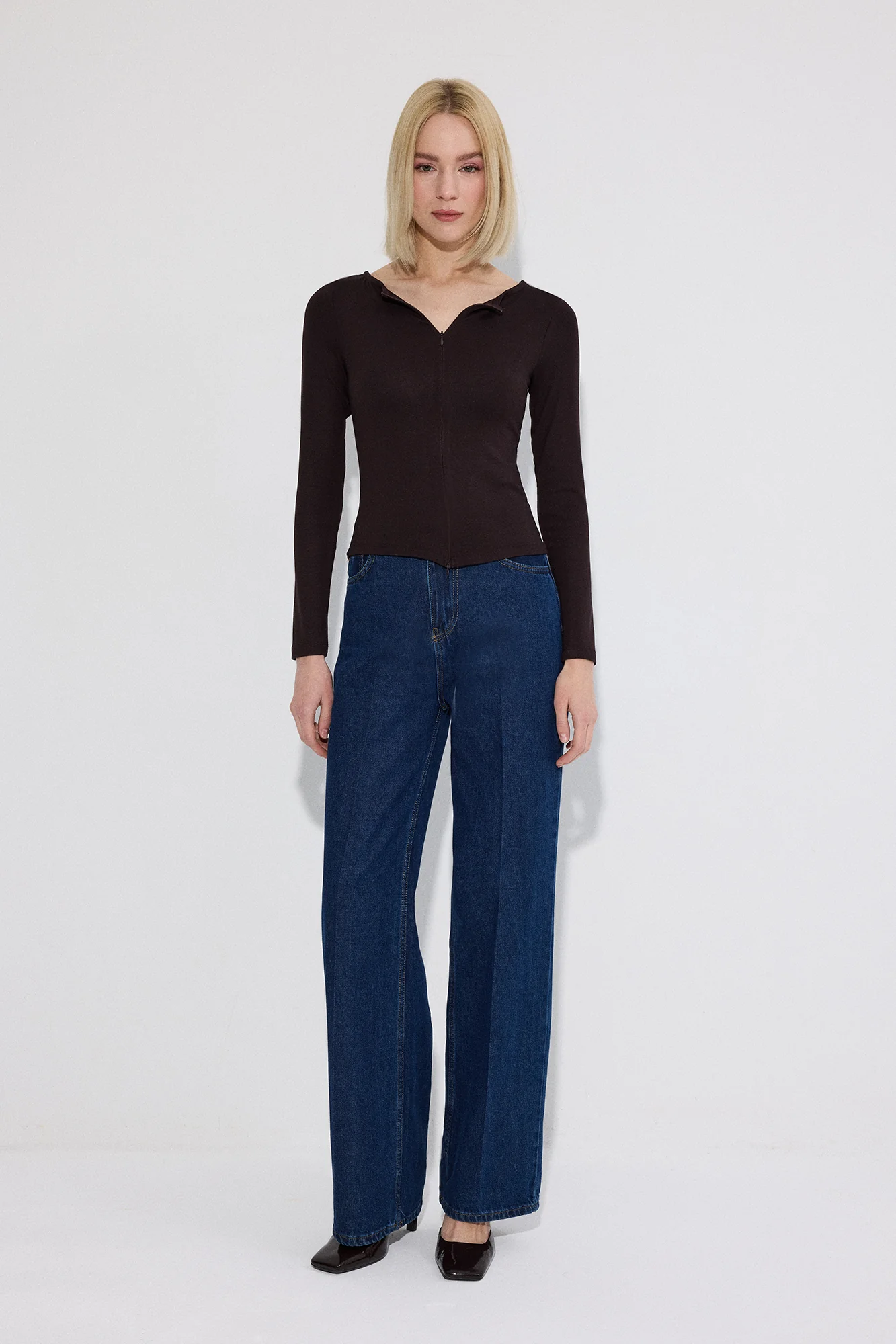 FRONT ZIPPER BODYSUIT - Image 3