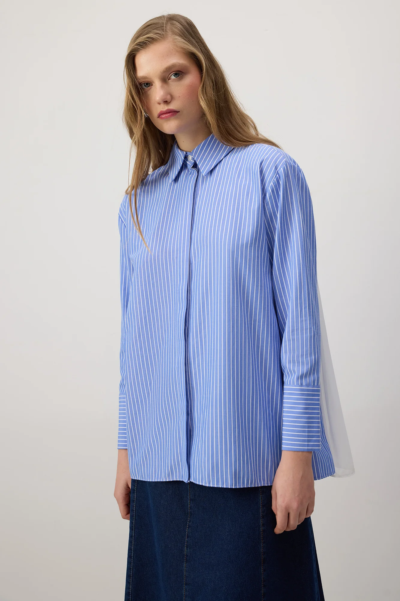 OVERSIZED STRIPED SHIRT WITH SHIFON DETAILS - Image 2