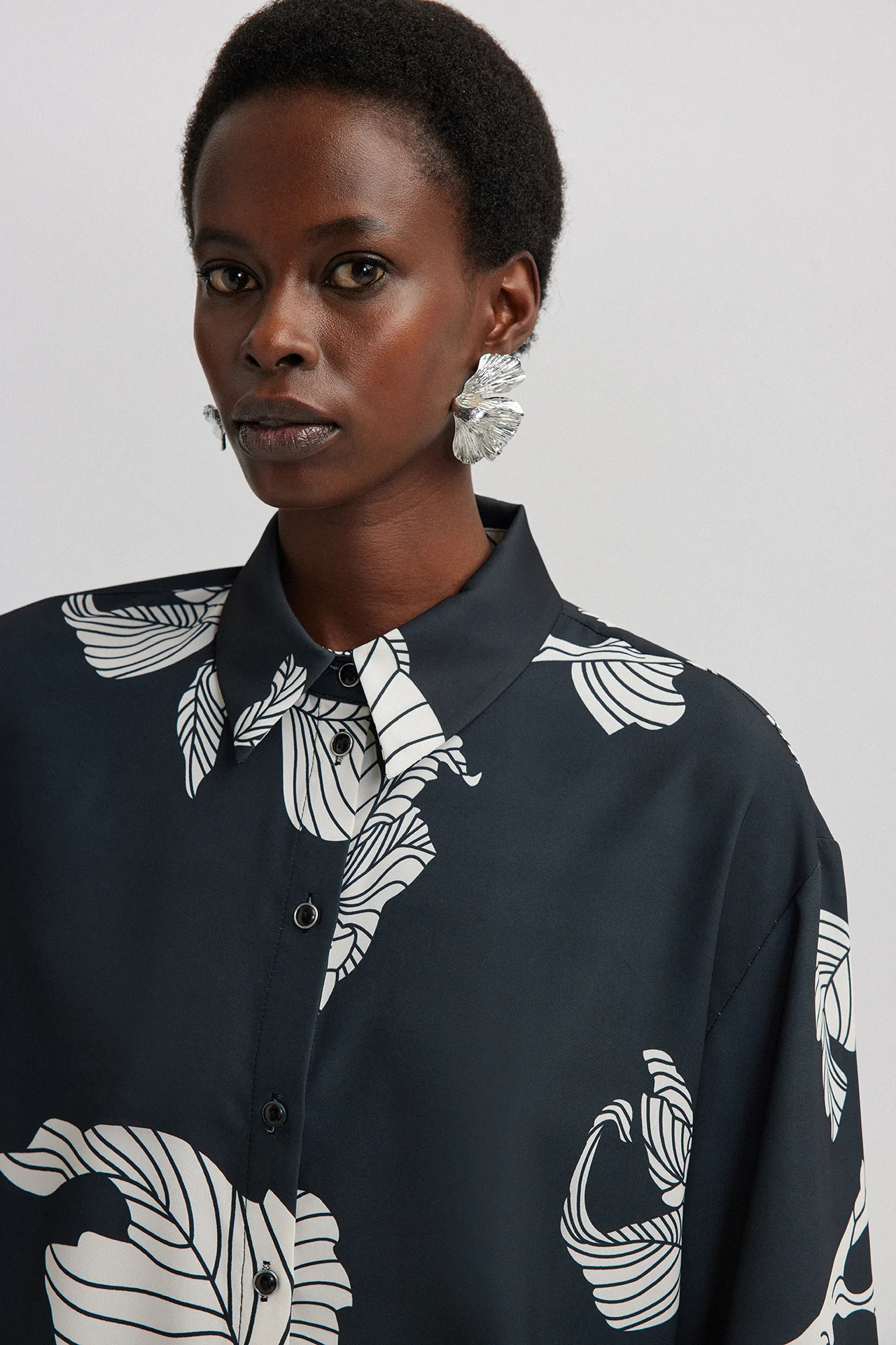 PATTERNED SATIN SHIRT - Image 5