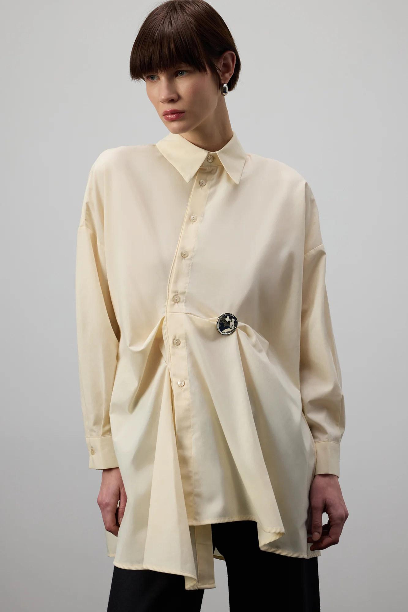 PLEATED ASYMETRIC POPLIN SHIRT - Image 2