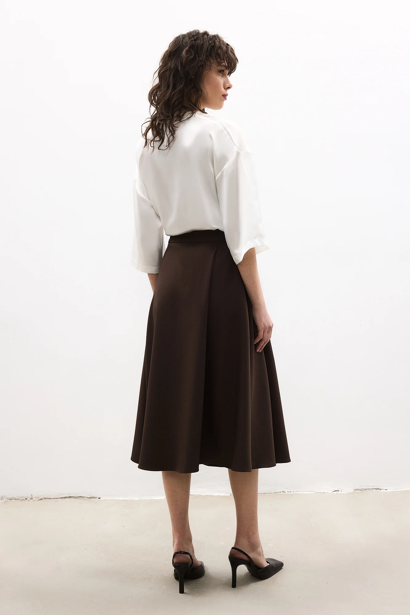PLEATED BELTED SKIRT - Image 5