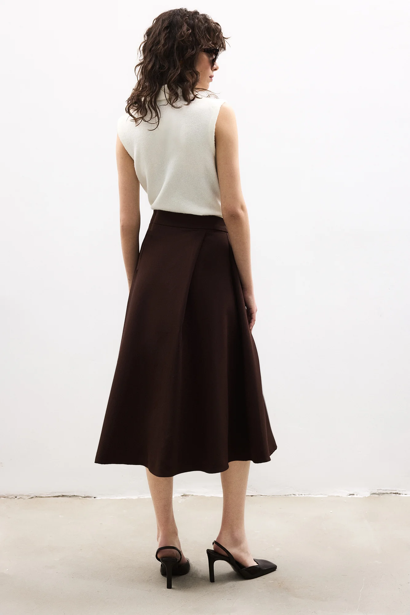PLEATED BELTED SKIRT - Image 5