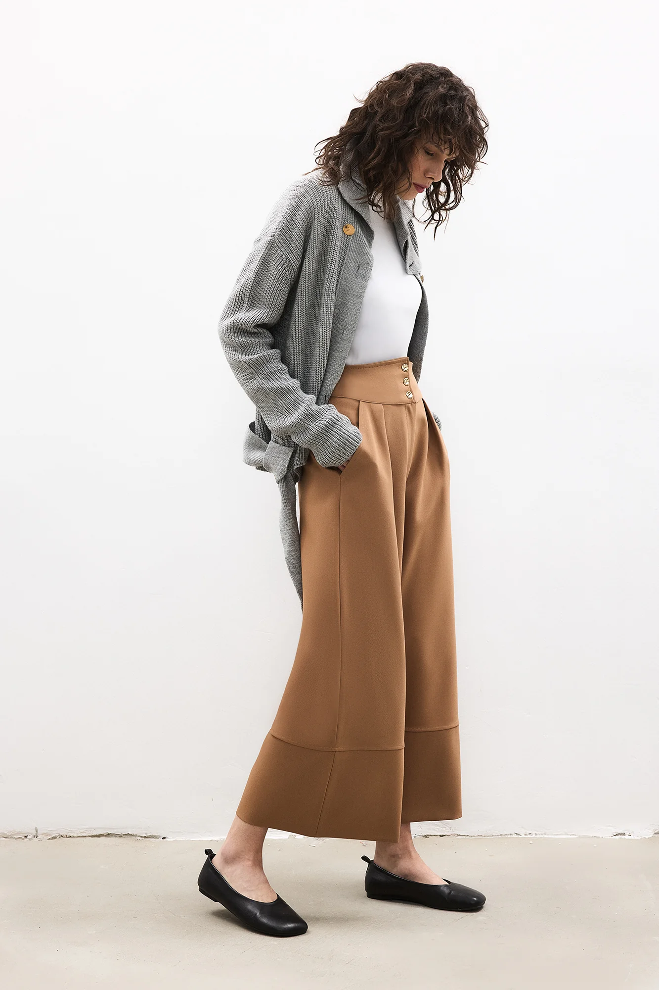 PLEATED HIGH-WAISTED TROUSERS - Image 2