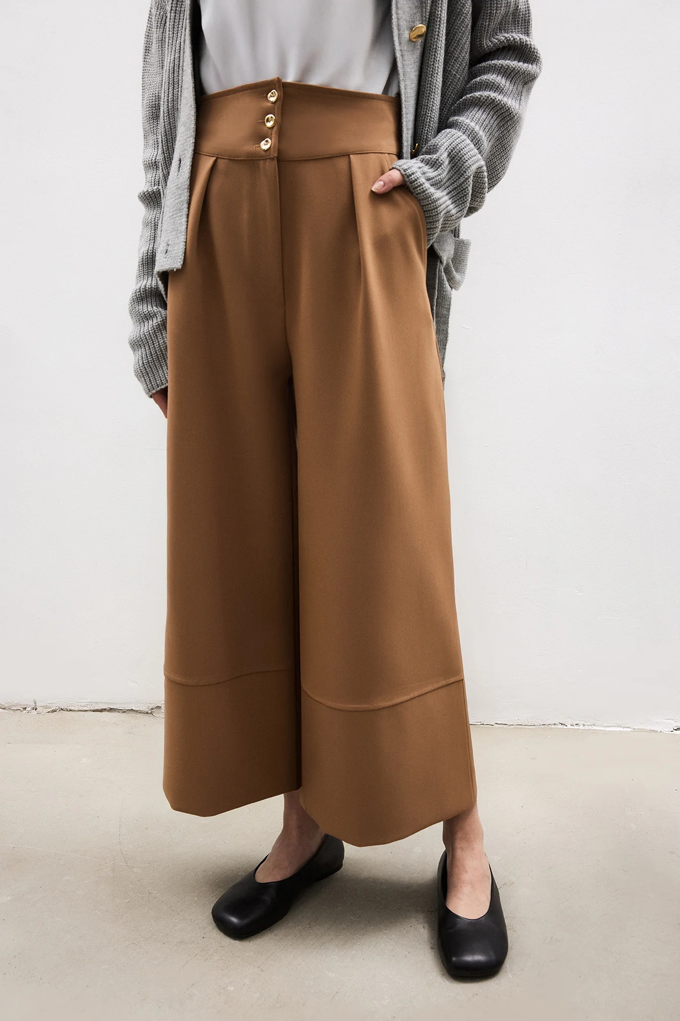 PLEATED HIGH-WAISTED TROUSERS - Image 4