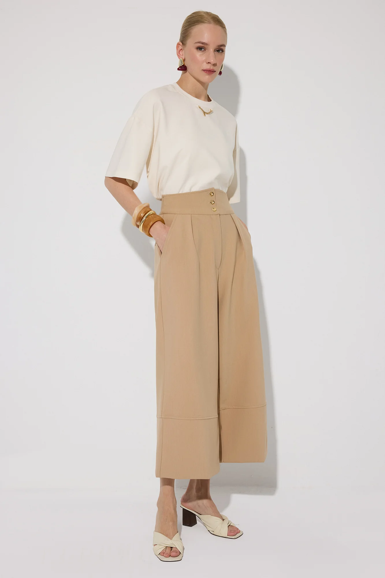 PLEATED HIGH-WAISTED TROUSERS - Image 4