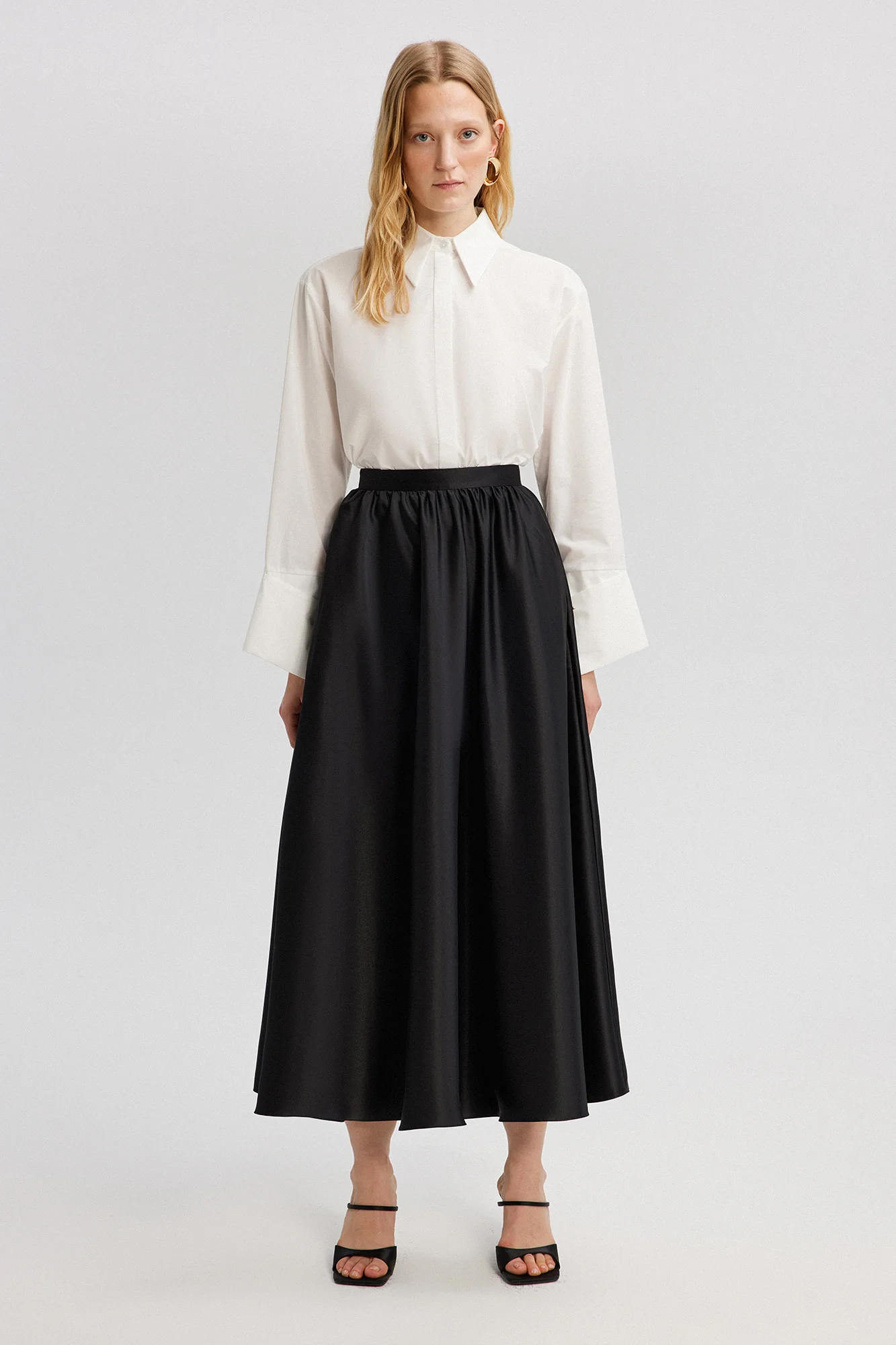PLEATED SATIN SKIRT - Image 3
