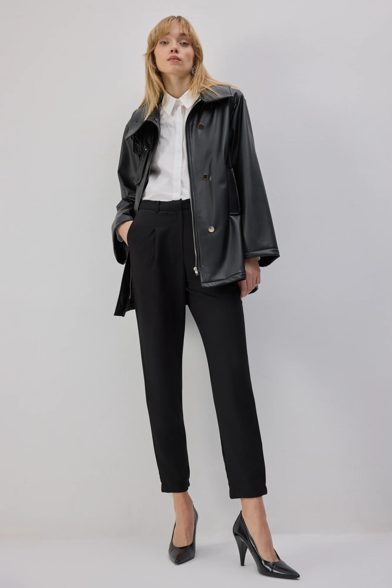PLEATED TROUSERS - Image 2