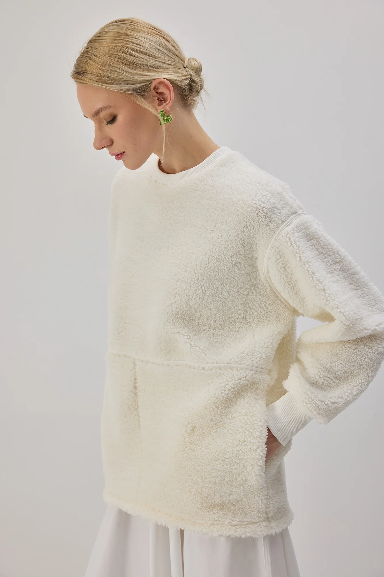 PLUSH SWEATSHIRT - Image 4