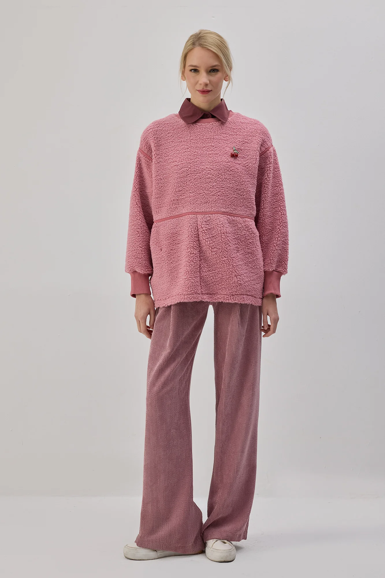 PLUSH SWEATSHIRT - Image 3
