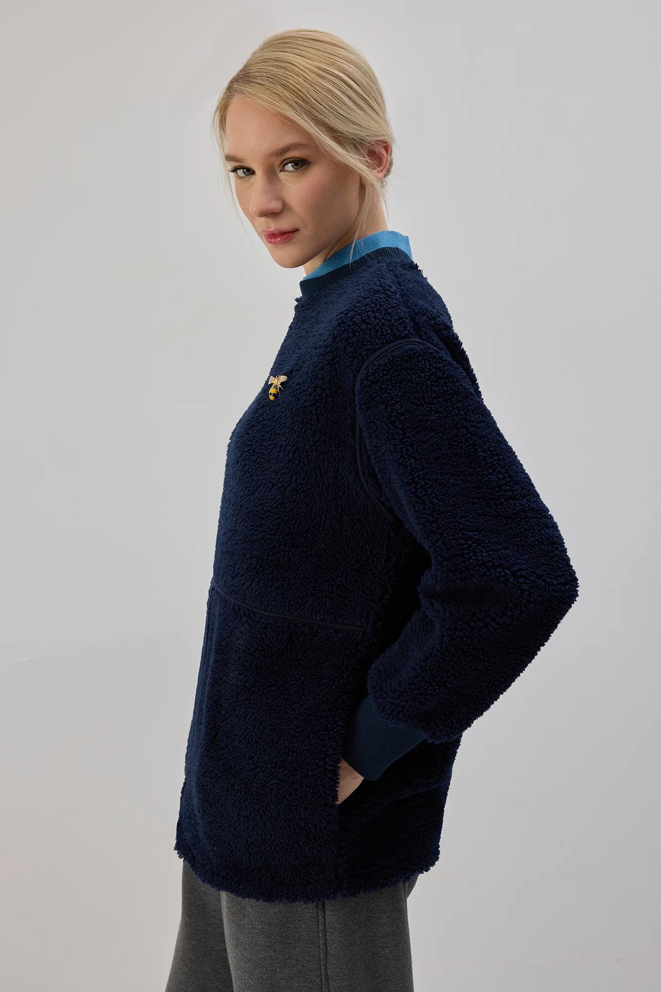 PLUSH SWEATSHIRT - Image 3
