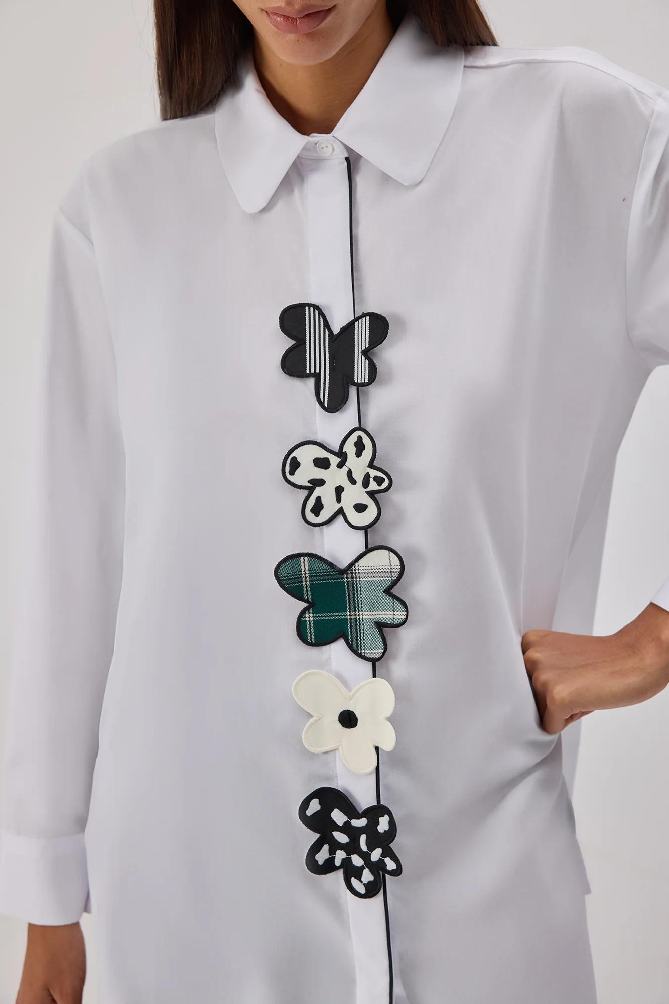 POPLIN SHIRT WITH FLORAL APPLIQUE - Image 5