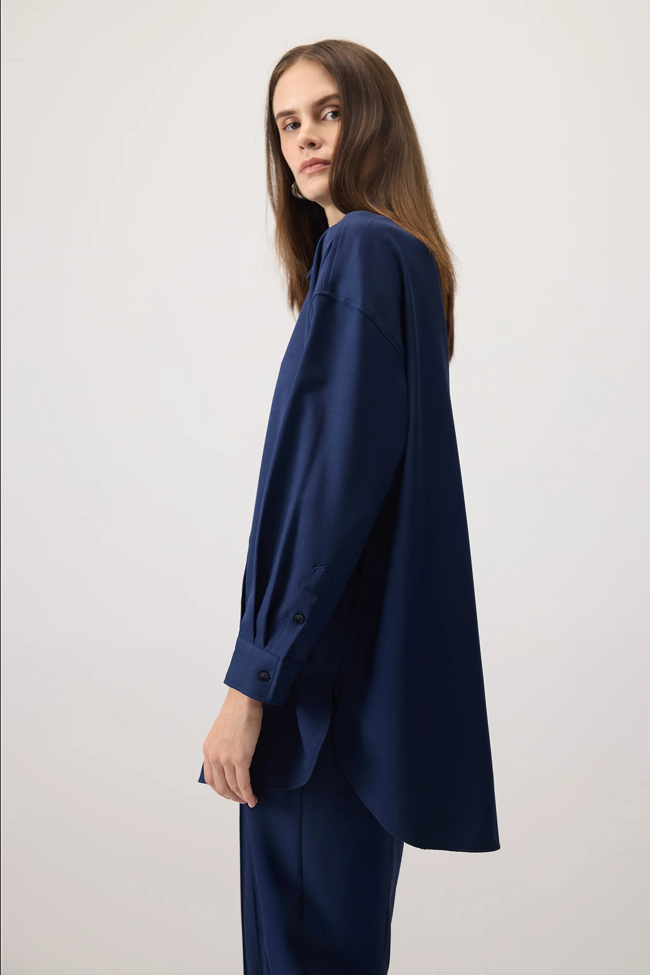OVERSIZED CREPE SHIRT - Image 6
