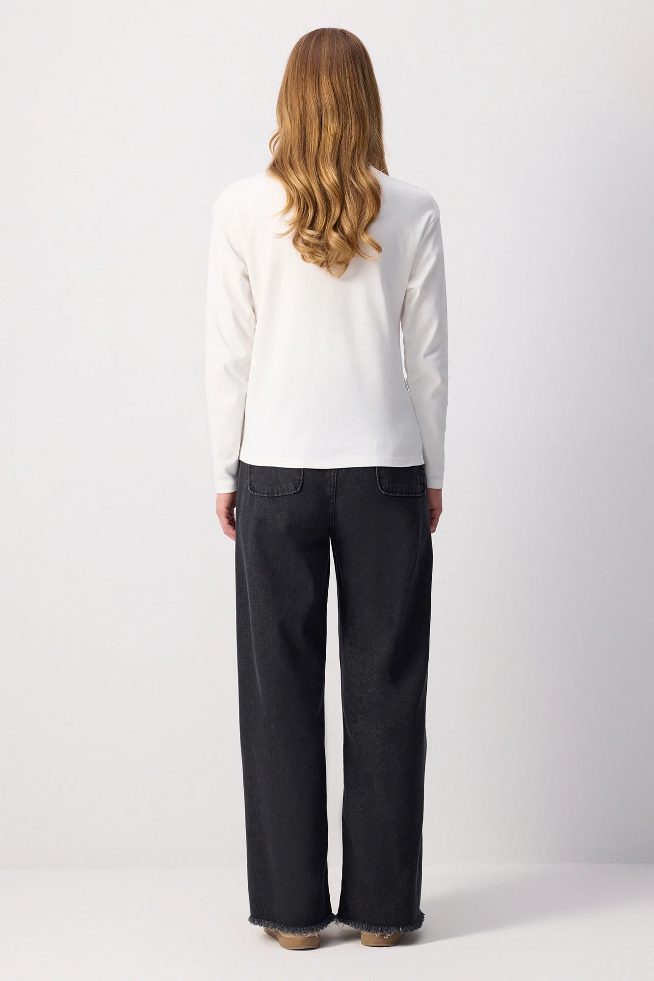 100% COTTON RIBBED COLLAR T-SHIRT - Image 4