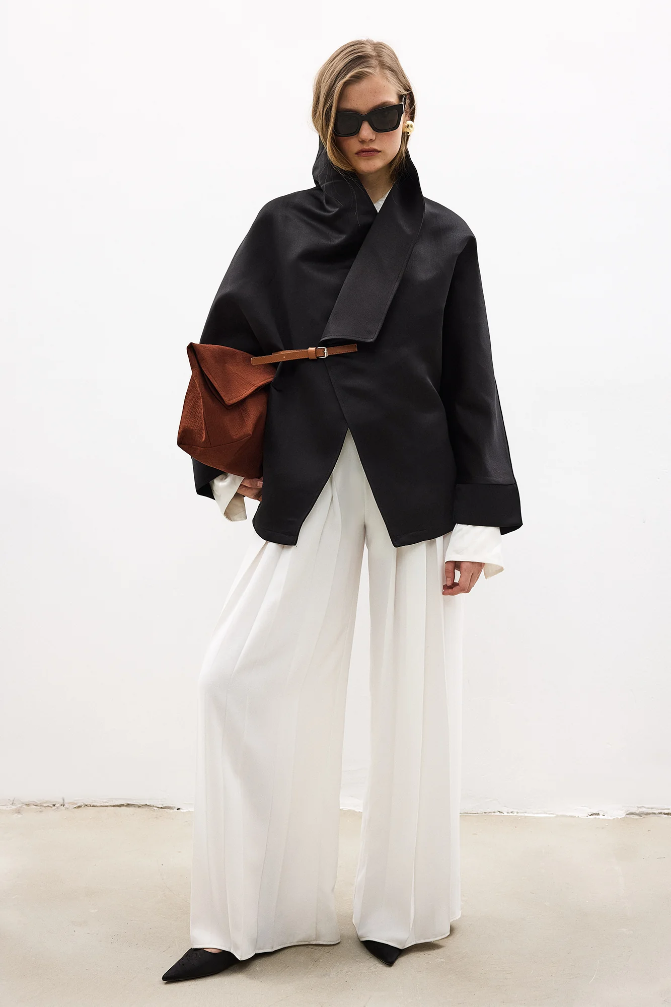SATIN JACKET WITH LEATHER BELT - Image 3