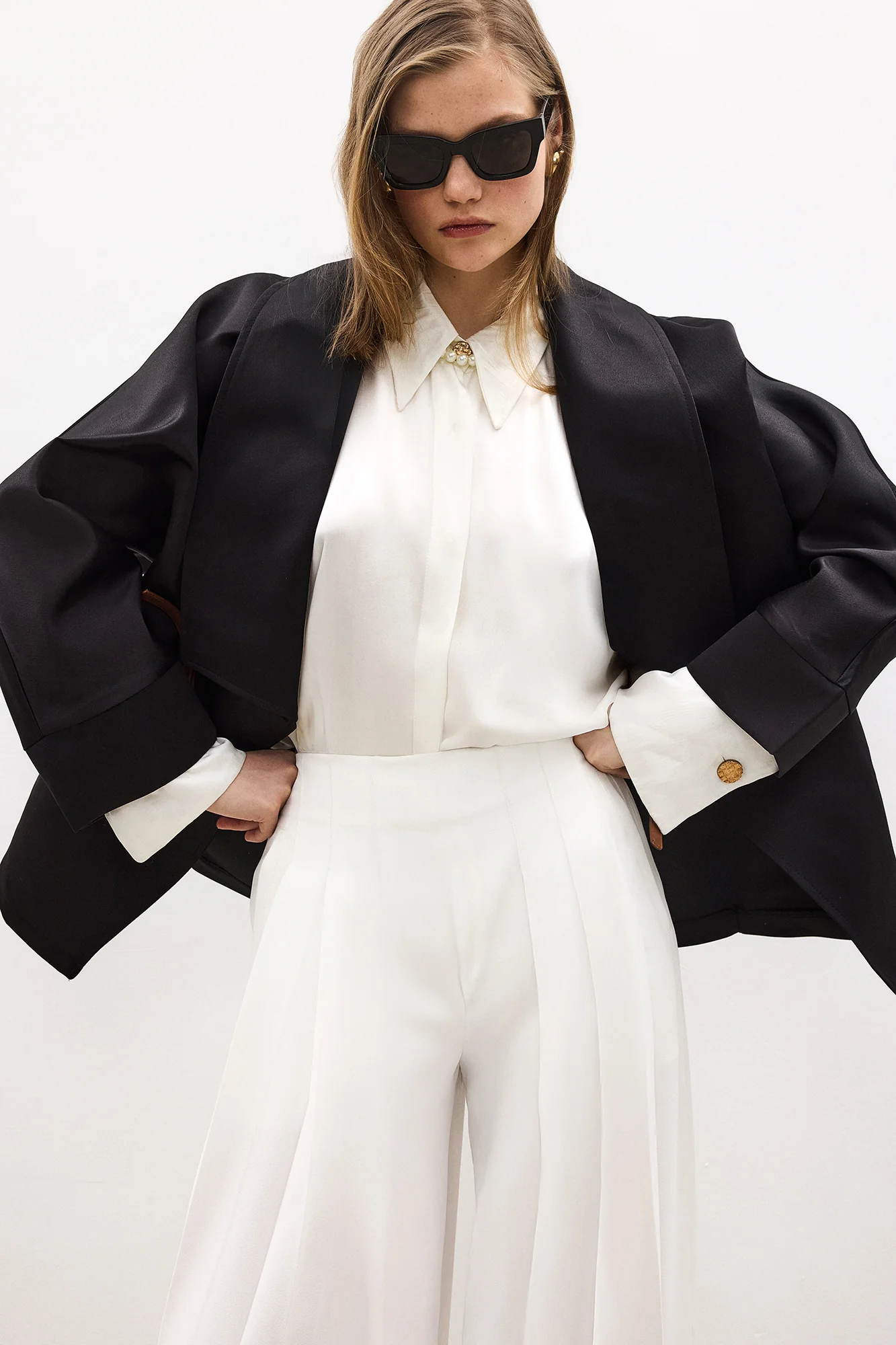 SATIN JACKET WITH LEATHER BELT - Image 4