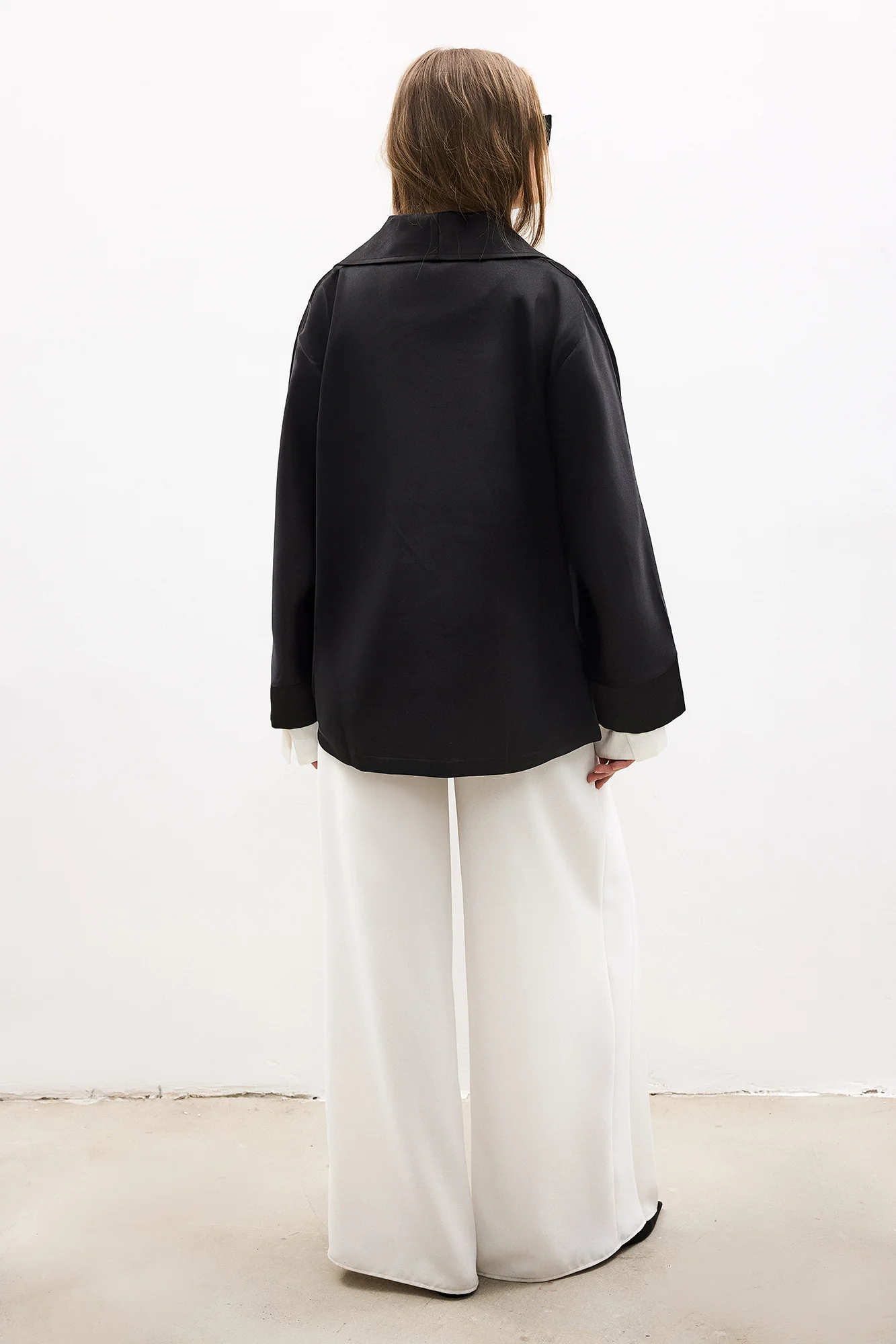 SATIN JACKET WITH LEATHER BELT - Image 5