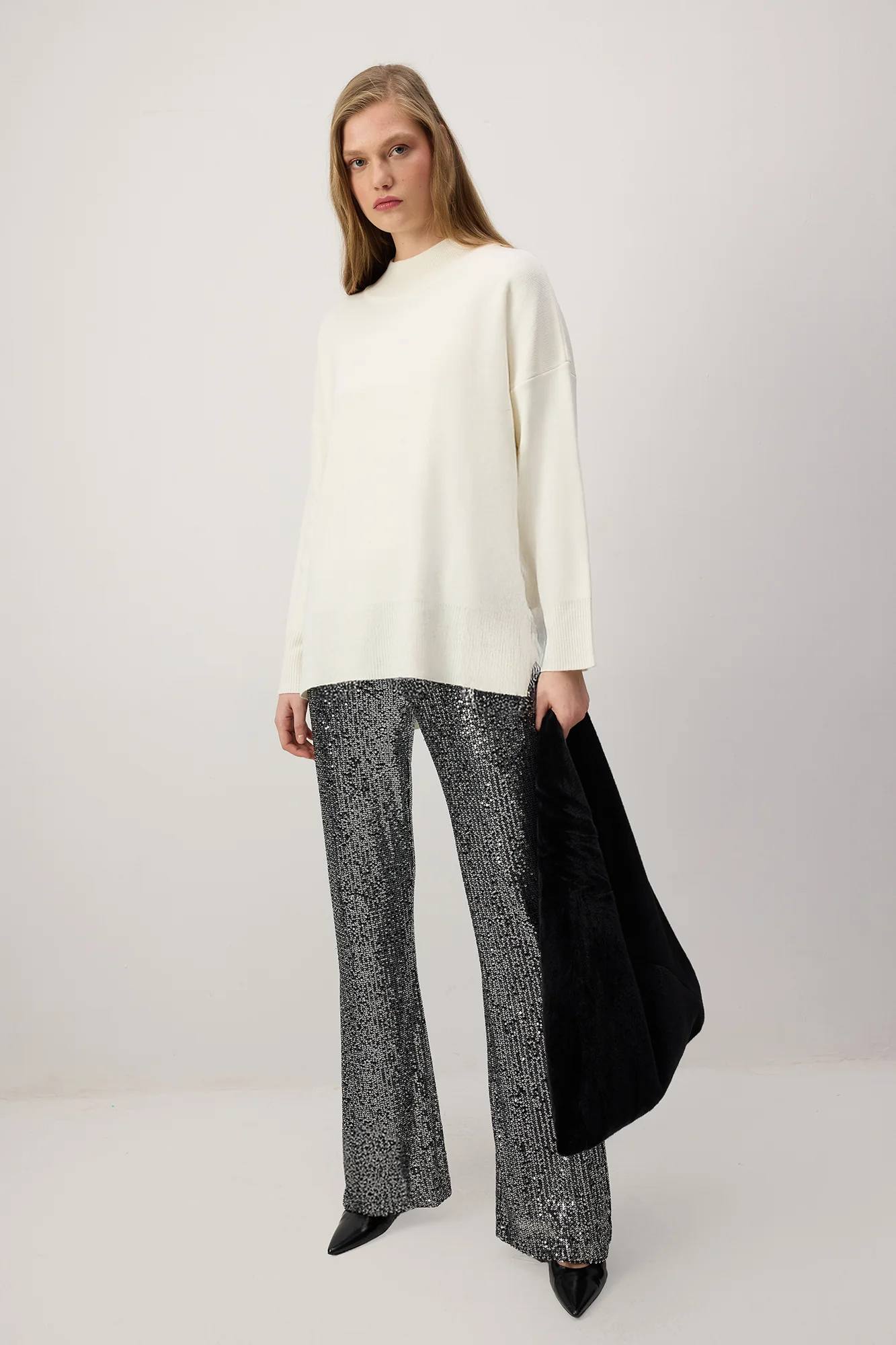 SEQUINED WIDE-LEG TROUSERS