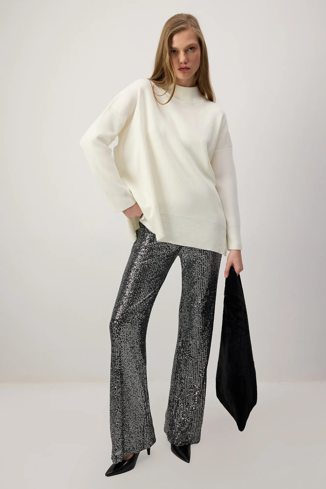 SEQUINED WIDE-LEG TROUSERS - Image 2