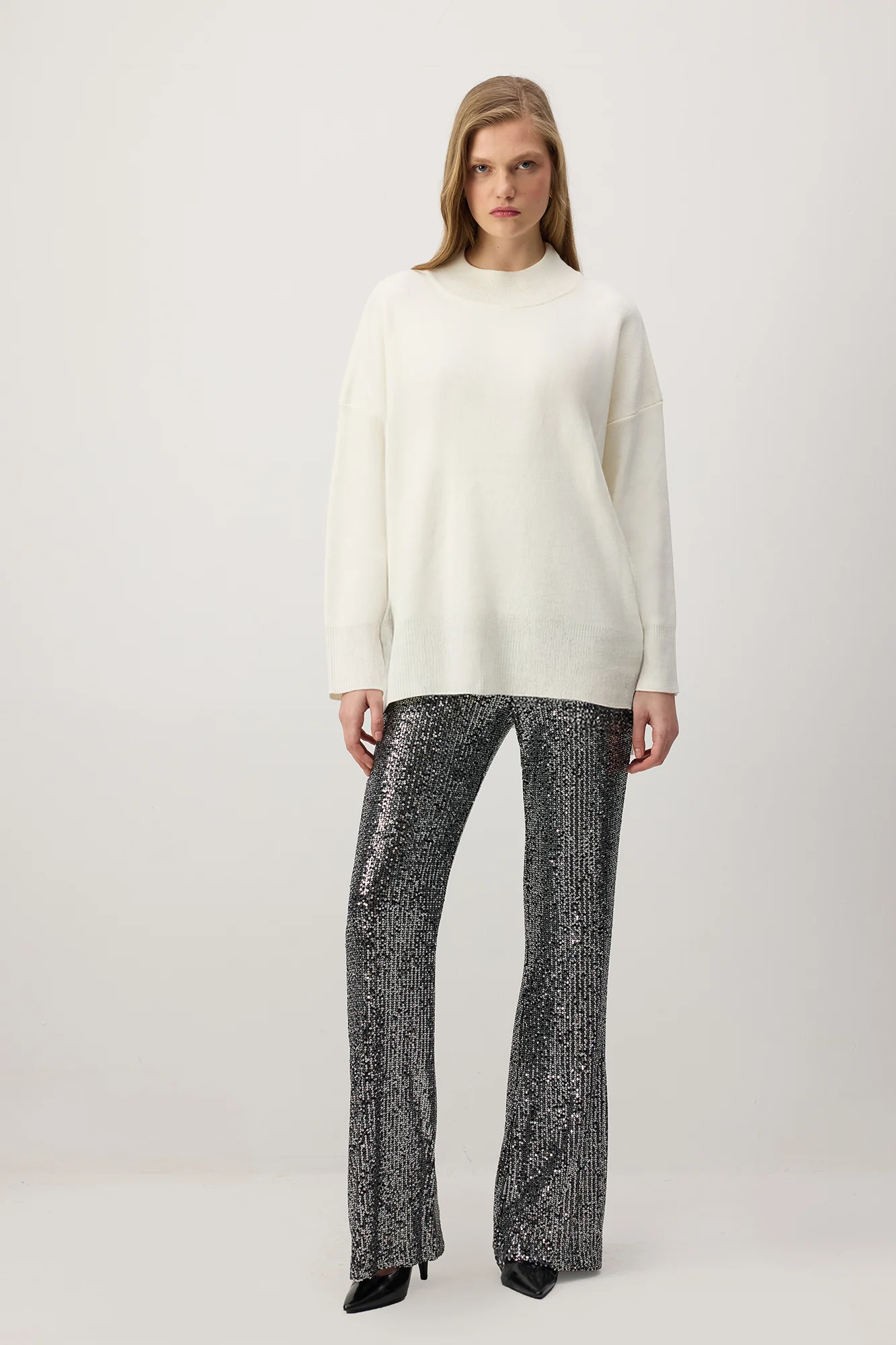 SEQUINED WIDE-LEG TROUSERS - Image 3