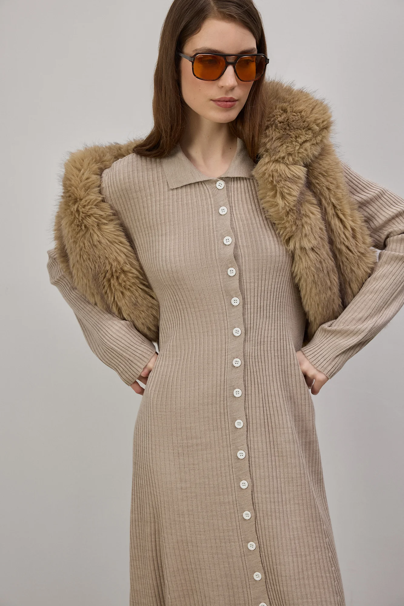SHIRT COLLAR BUTTONED KNITTED DRESS - Image 3