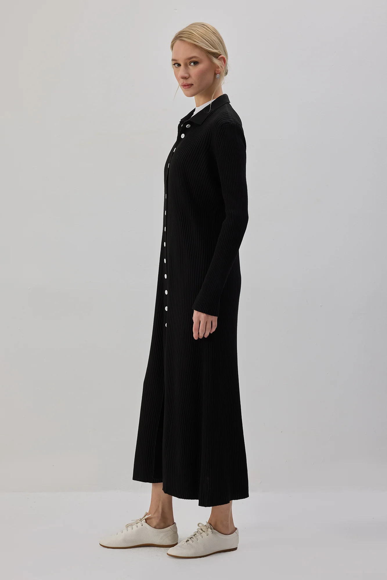 SHIRT COLLAR BUTTONED KNITTED DRESS - Image 3
