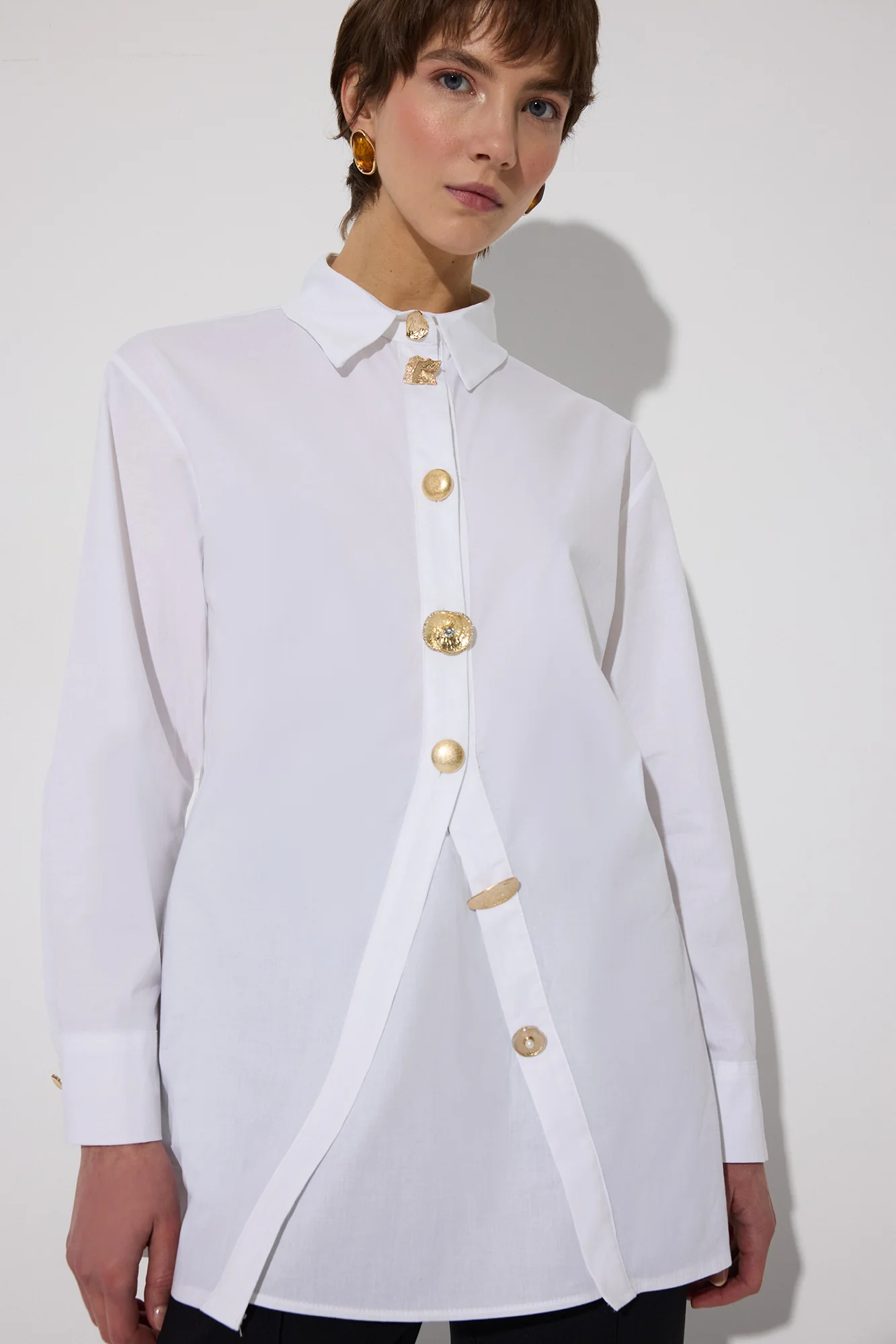 SHIRT WITH BUTTON DETAILS - Image 4