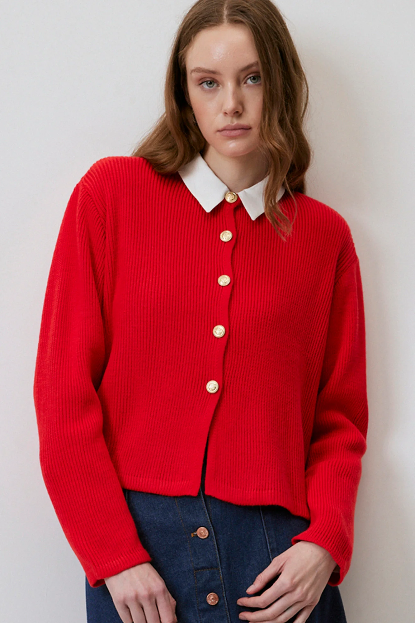 SHORT CARDIGAN WITH GOLD BUTTONS - Image 3