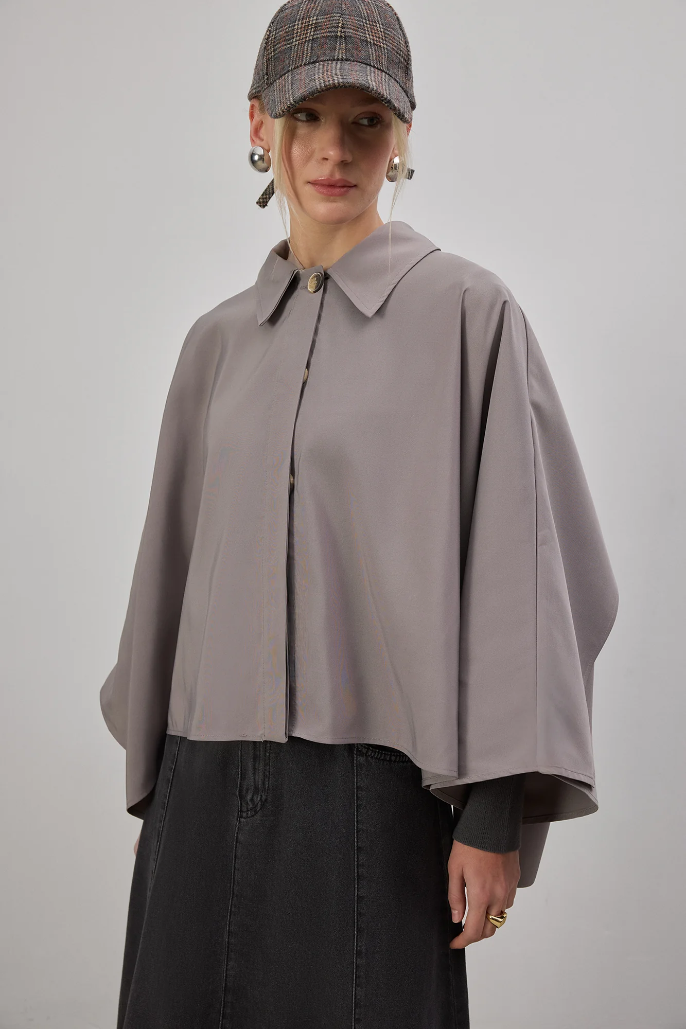 SHORT TRENCH PONCHO - Image 3