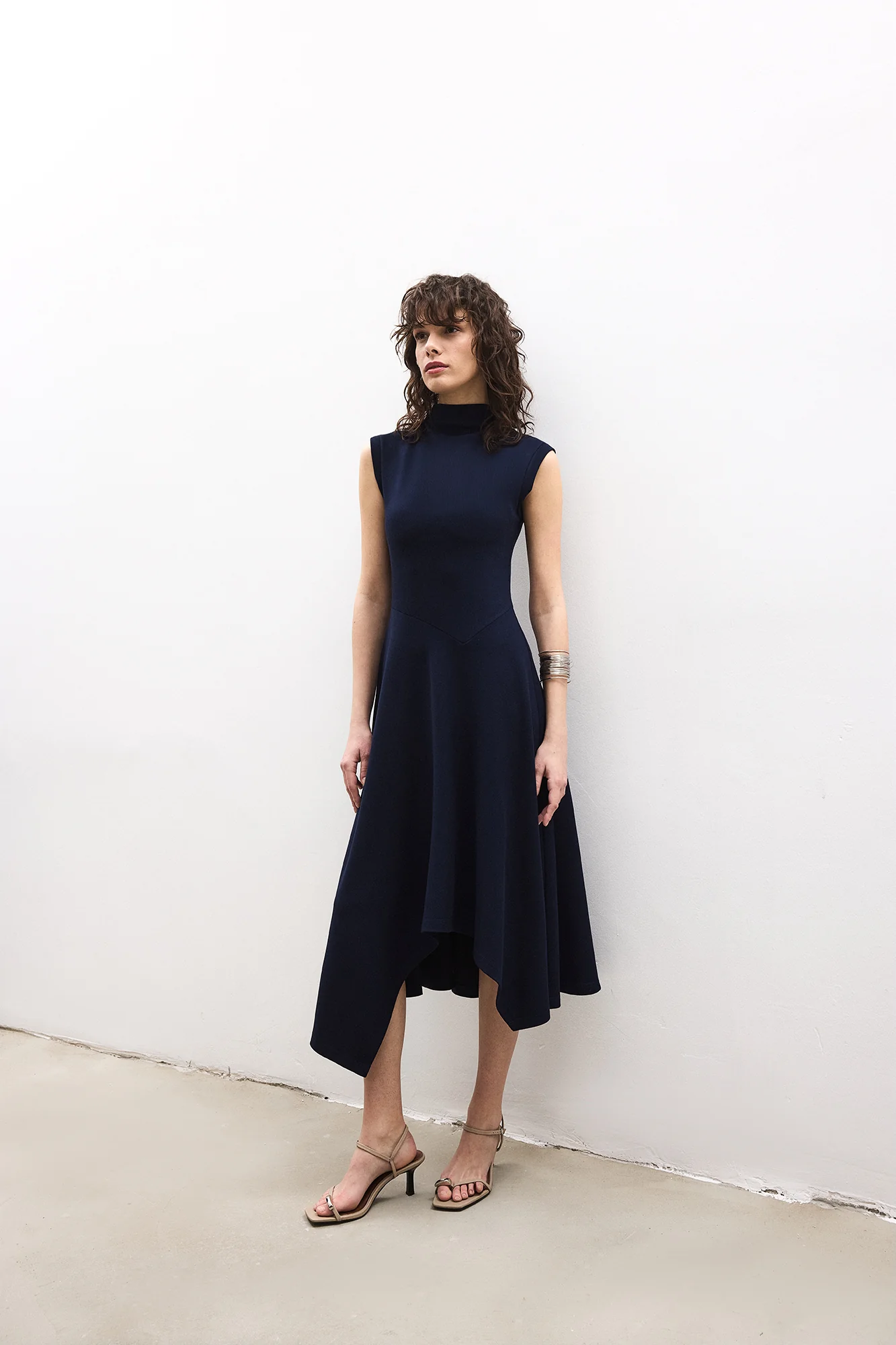ASYMMETRİCAL KNİTTED DRESS - Image 2