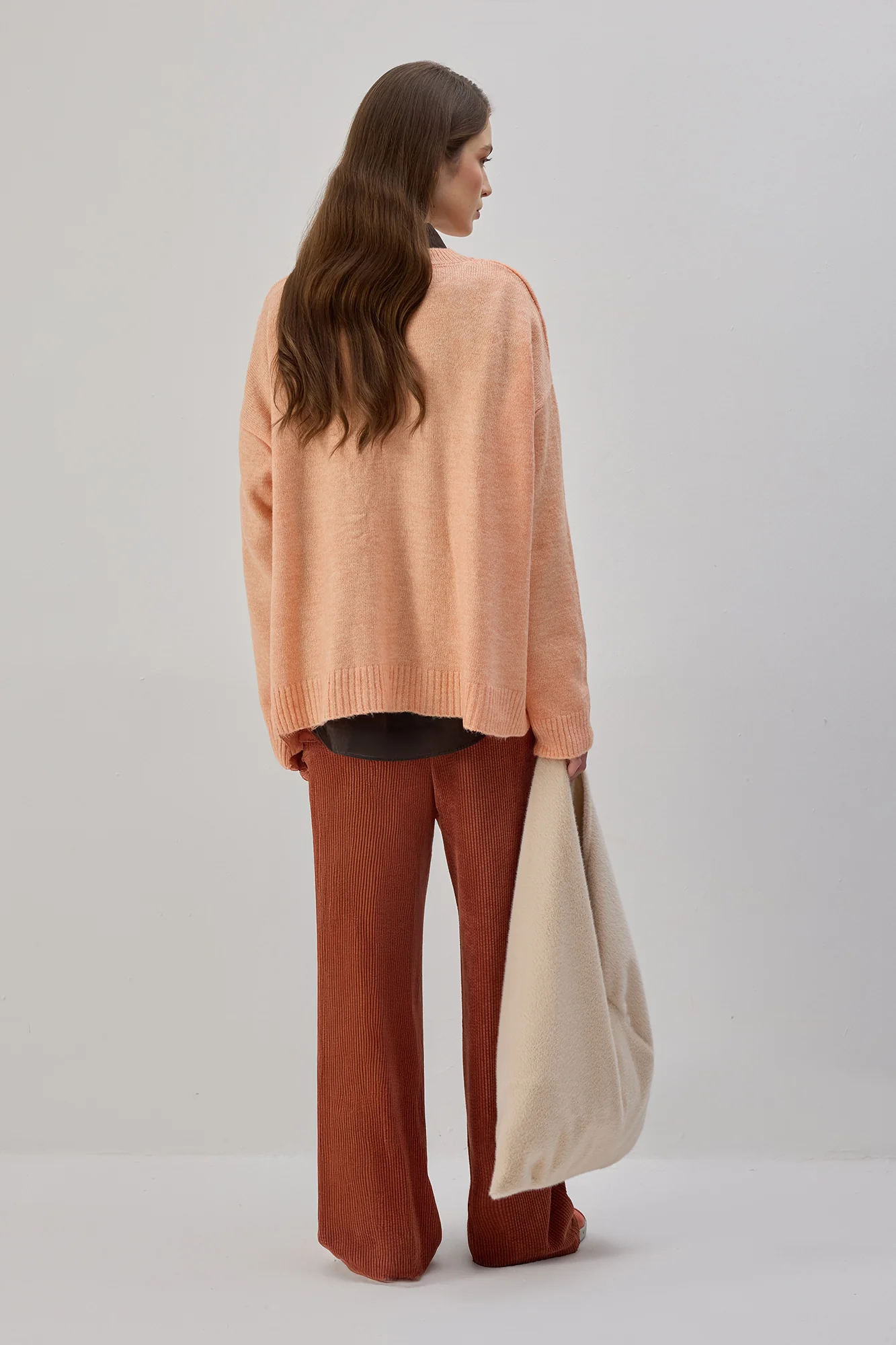 SOLID COLOR OVERSIZE SWEATER - Image 6